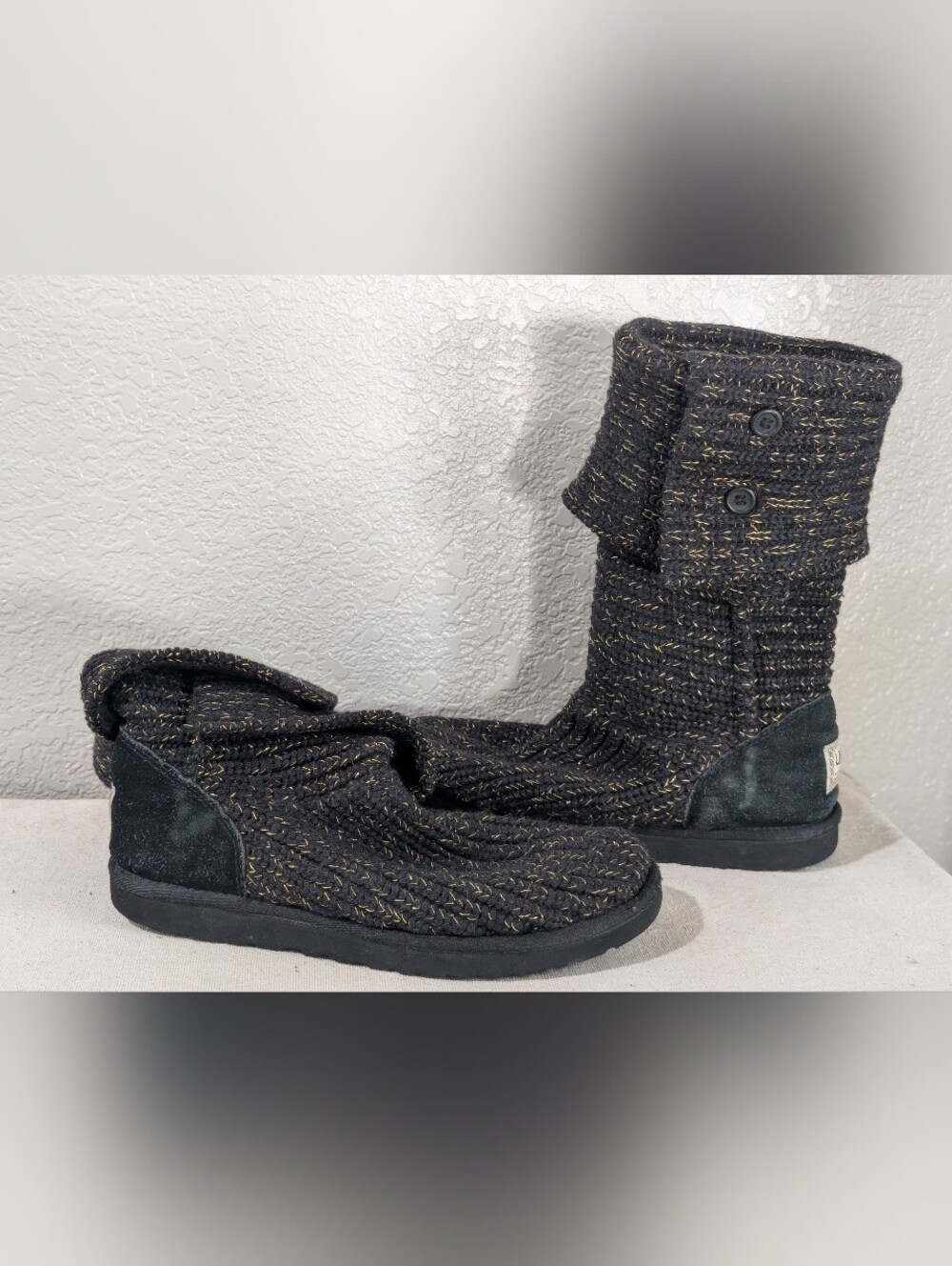 UGG Classic Cardy Tall Knit Boots Black Gold Metallic Button Women’s Size 8